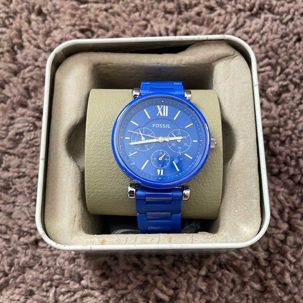 Fossil watch.
